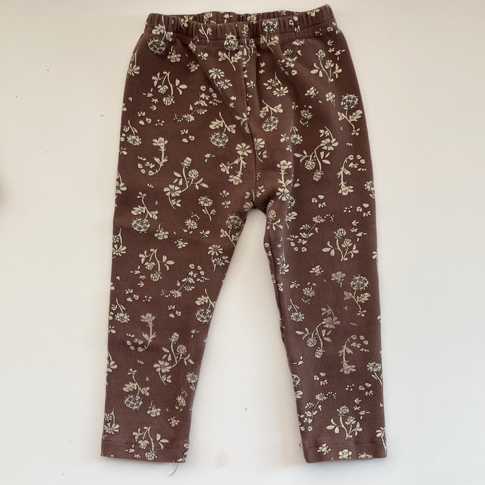 Kindly set in size 12 months - Picture 3 of 6